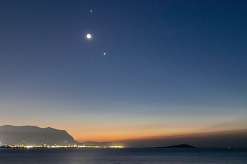 国产车大换标失败成功者是谁？