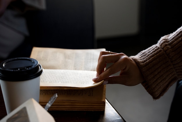 荣放和国产车比