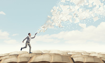 国产车的发动机那个是自己制造的？