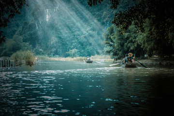 打乒乓球发球时手腕会晃